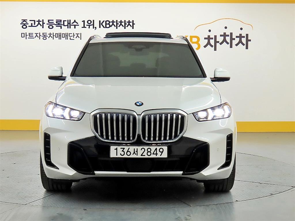 BMW X5(4����) 40i xDrive M ��������