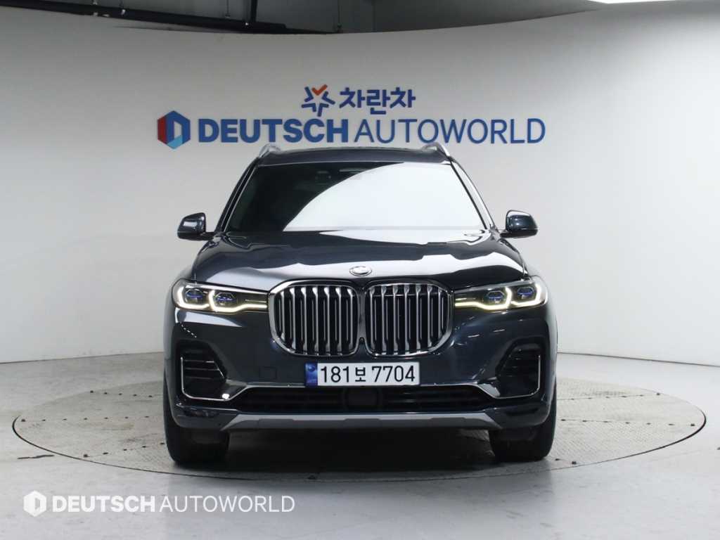 BMW X7 40i xDrive ������ǻ��  �������� 6�ν�