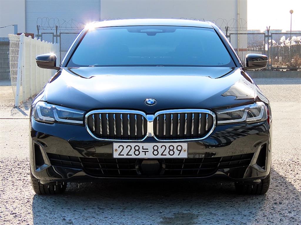 BMW 5�ø���(7����) 523d xDrive ���Ÿ�