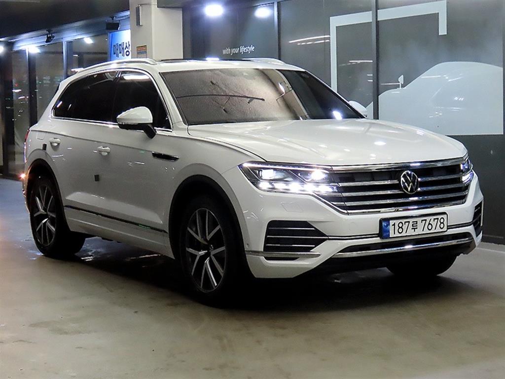 �����ٰ� ���Ʒ�(3����) 3.0 TDI ������Ƽ��