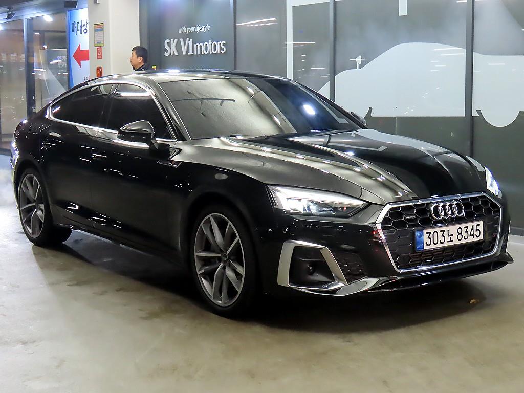 �ƿ�� A5(2����) 45TFSI ��Ʈ�� ����Ʈ�� �����̾�