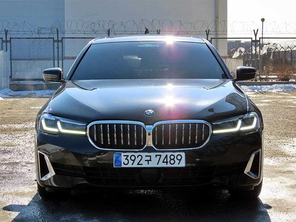 BMW 5�ø���(7����) 520i ���Ÿ�