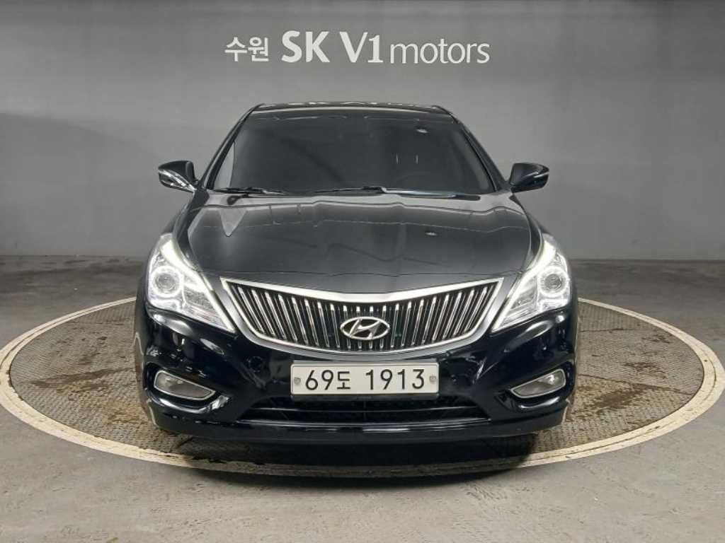 ���� �׷���HG HG 240 ���