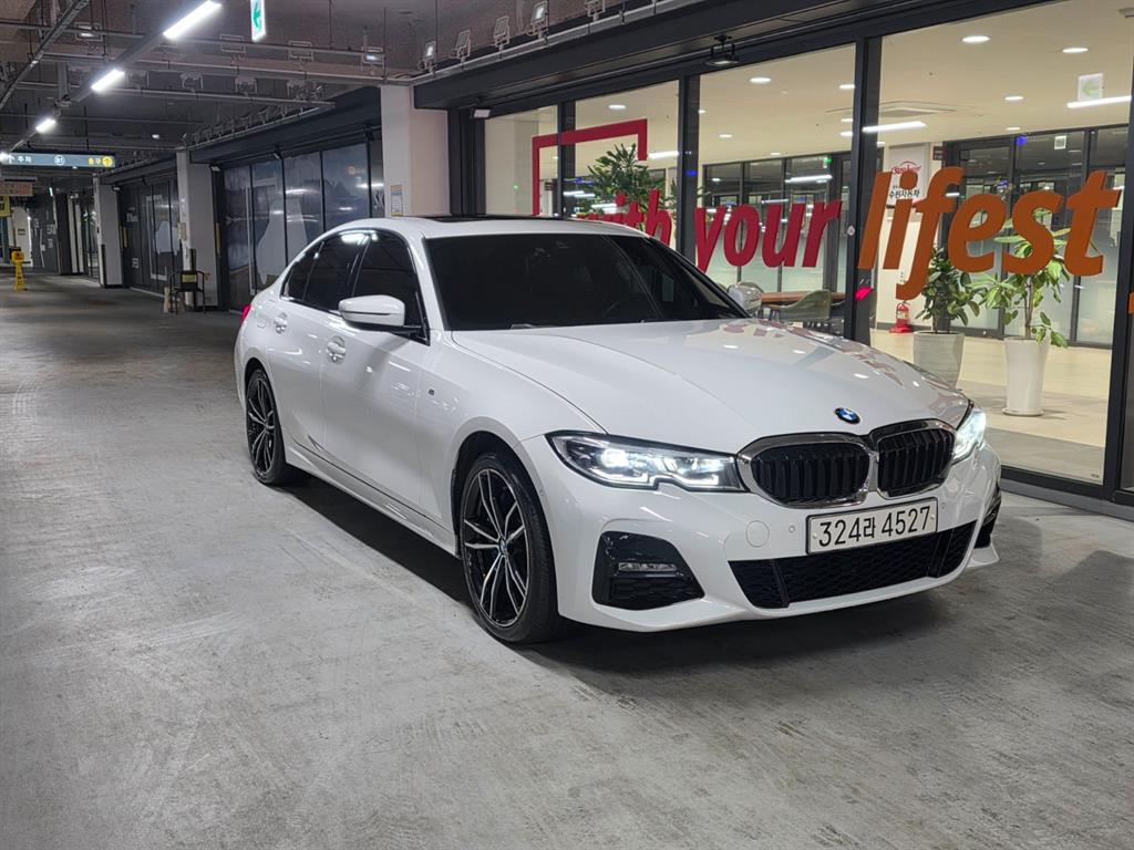 BMW 3�ø���(7����) 330i xDrive M ��������