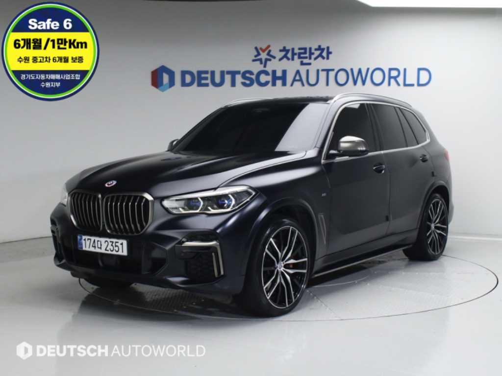BMW X5(4����) M50i xDrive 