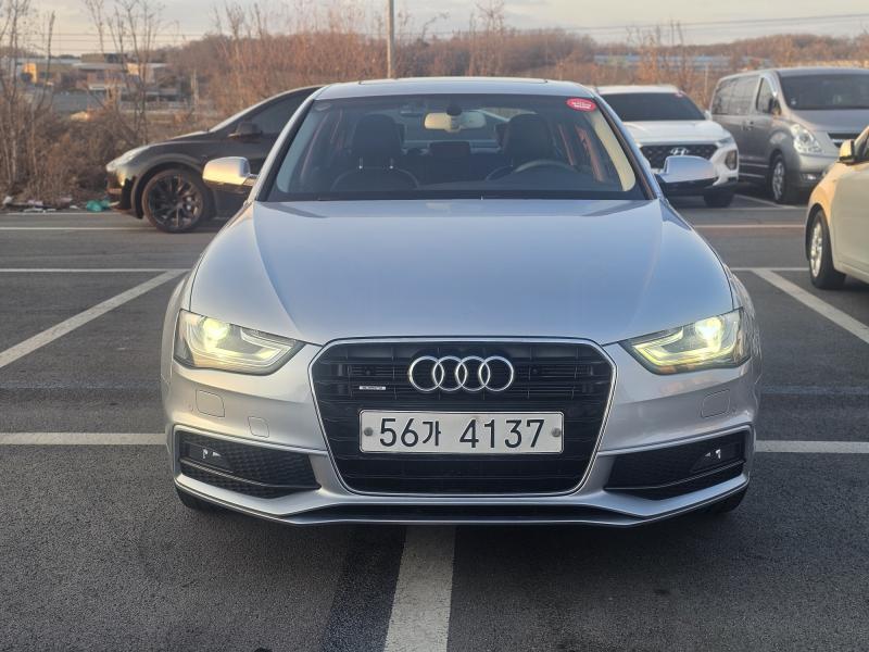 �ƿ�� A4(4����) 35 TDI ��Ʈ�� ���̳���