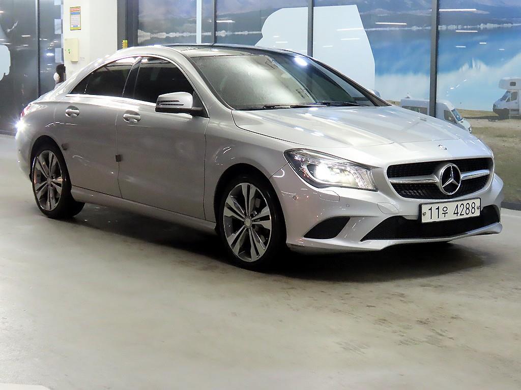 ���� CLAŬ���� CLA200 CDI 4��ƽ 