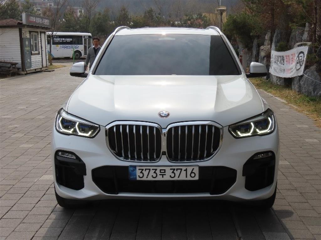 BMW X5(4����) 40i xDrive M ��������
