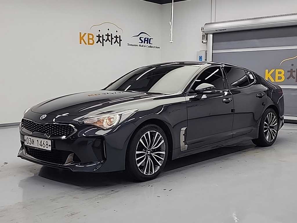 ��� ���þ� 2.0 �ͺ� AWD ������