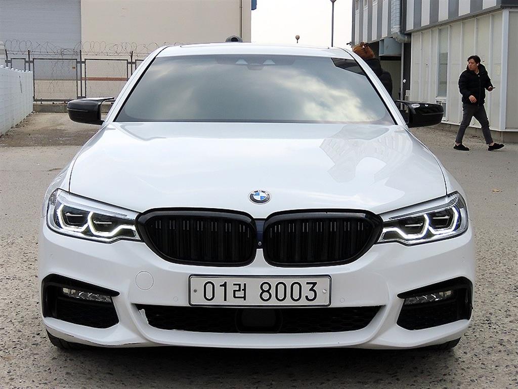 BMW 5�ø���(7����) 530i xDrive M�������� �÷���