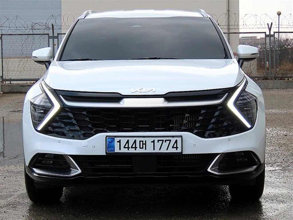 ��� �� �ô�����Ƽ�� 1.6 ���ָ� 2WD �ñ״�ó