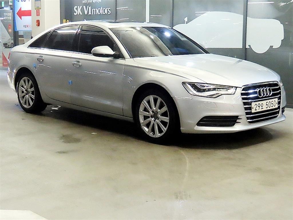 �ƿ�� A6(4����) 3.0 TFSI ��Ʈ�� LED��