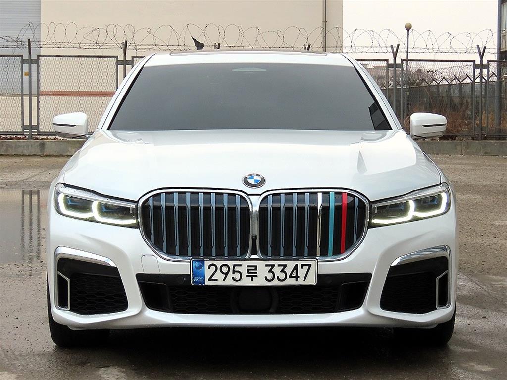 BMW 7�ø���(6����) 740Li xDrive M��������