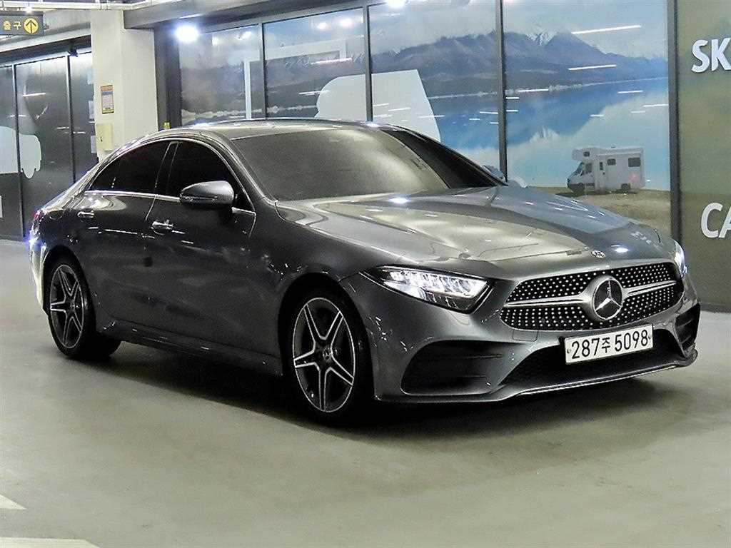 ���� CLSŬ����(3����) CLS 300d AMG ����
