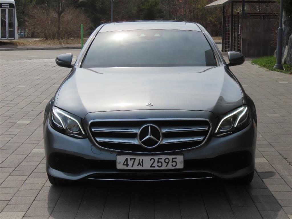 ���� EŬ����(5����) E220d 4��ƽ �ƹ氡����