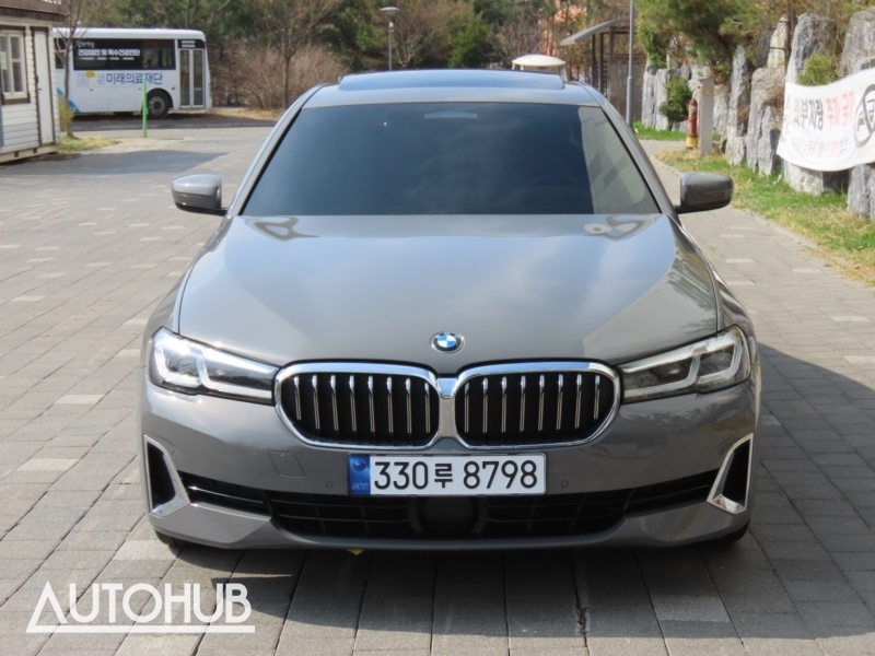 BMW 5�ø���(7����) 520i ���Ÿ�