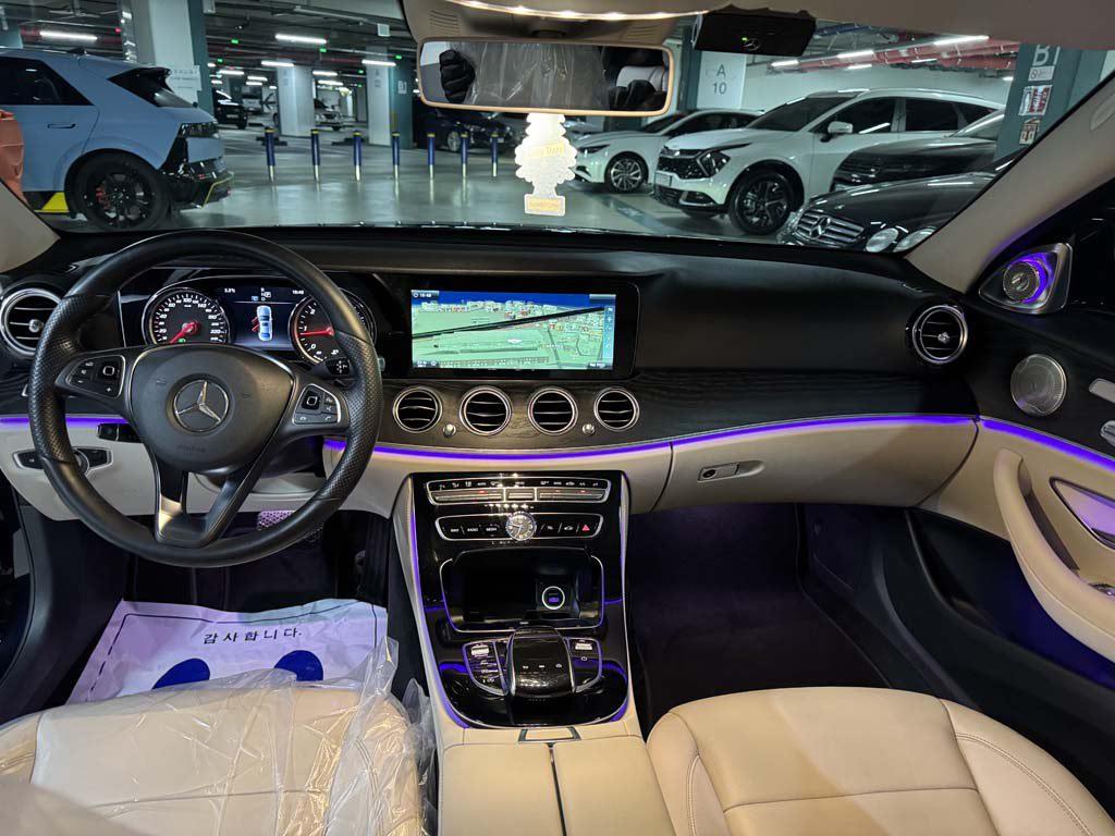���� EŬ����(5����) E220d �ƹ氡����