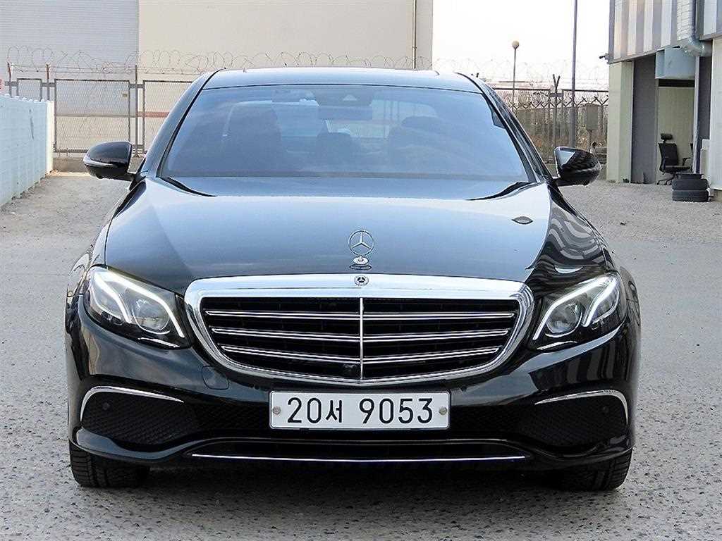 ���� EŬ����(5����) E300 