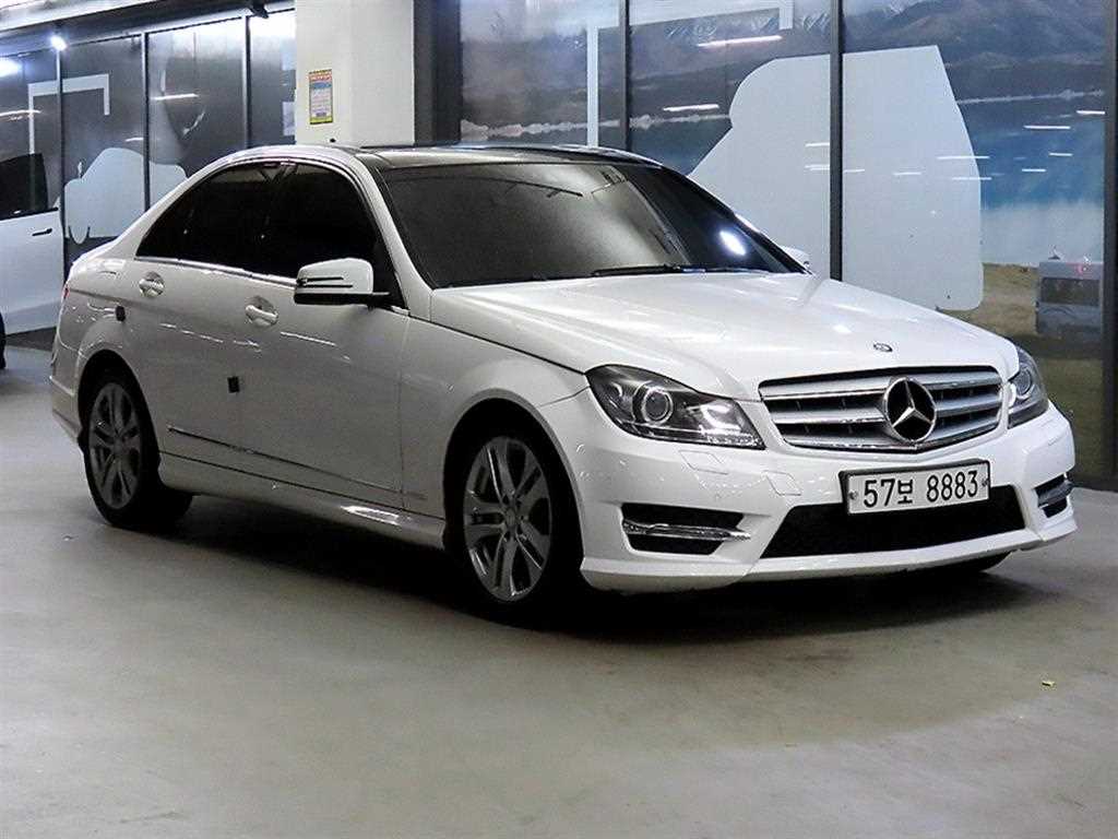 ���� CŬ����(3����) C220 CDI �ƹ氡����