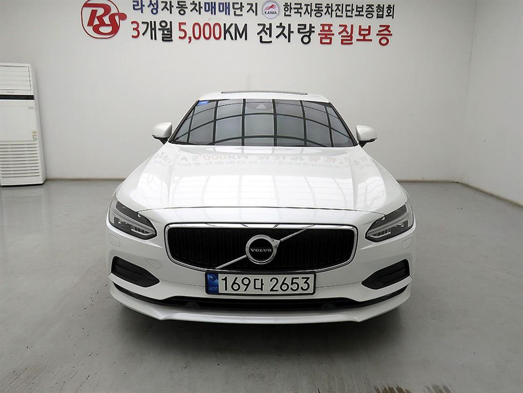 ���� �� �� S90 D5 AWD �����