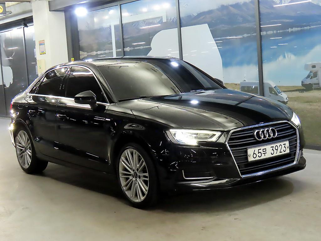�ƿ�� A3(3����) 40 TFSI 
