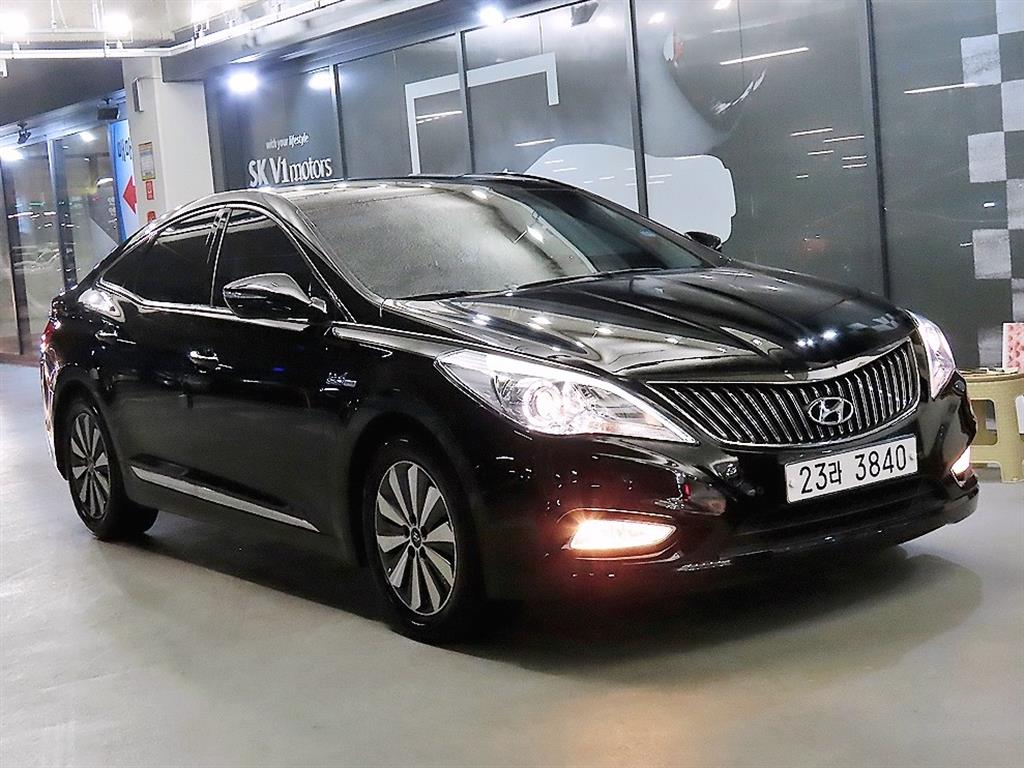 ���� �׷���HG ���̺긮�� 2.4 HEV �����̾�
