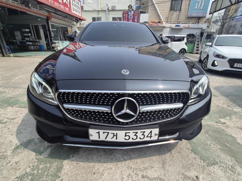 ���� EŬ����(5����) E220d 4��ƽ �ƹ氡����