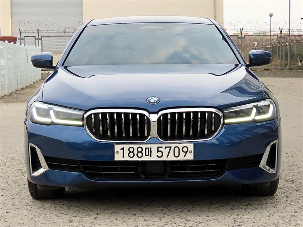 BMW 5�ø���(7����) 523d xDrive ���Ÿ�