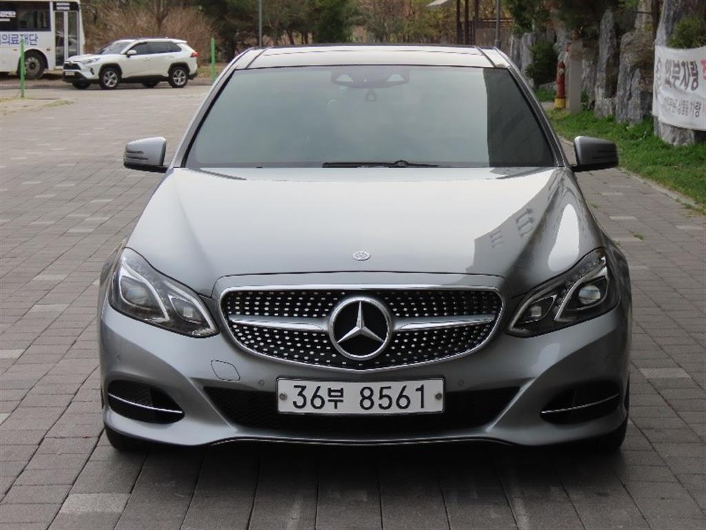 ���� EŬ����(4����) E250 CDI 4��ƽ 