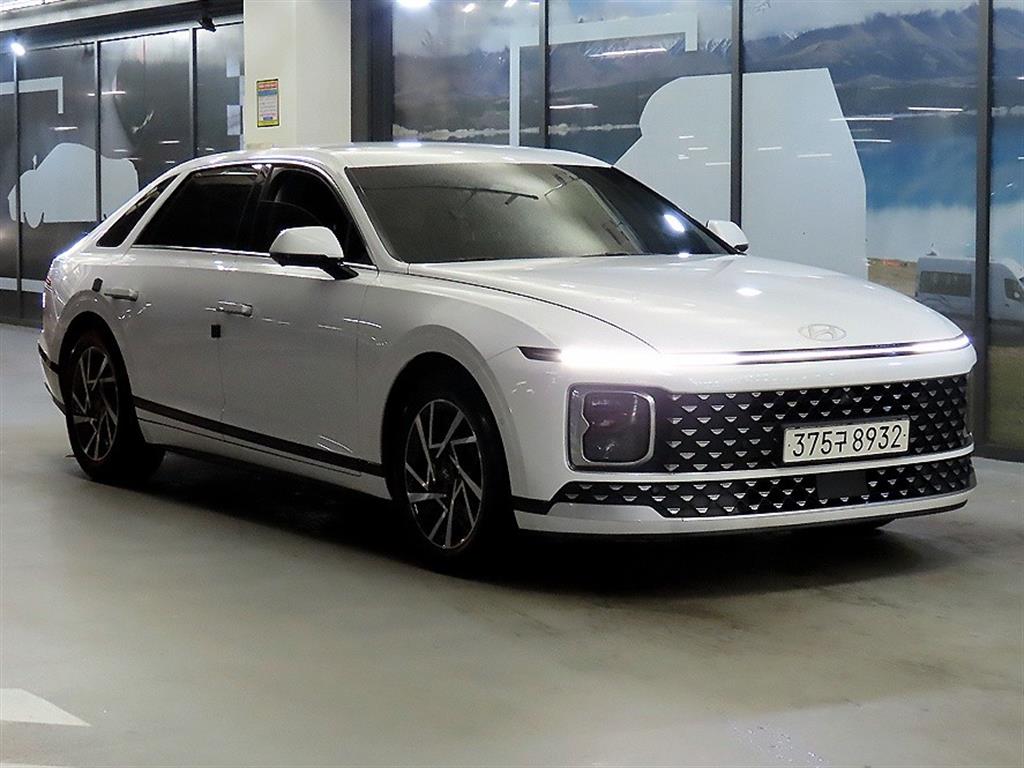 ���� �� �ô��׷��� ���ָ� 3.5 AWD �ͽ�Ŭ��ú�