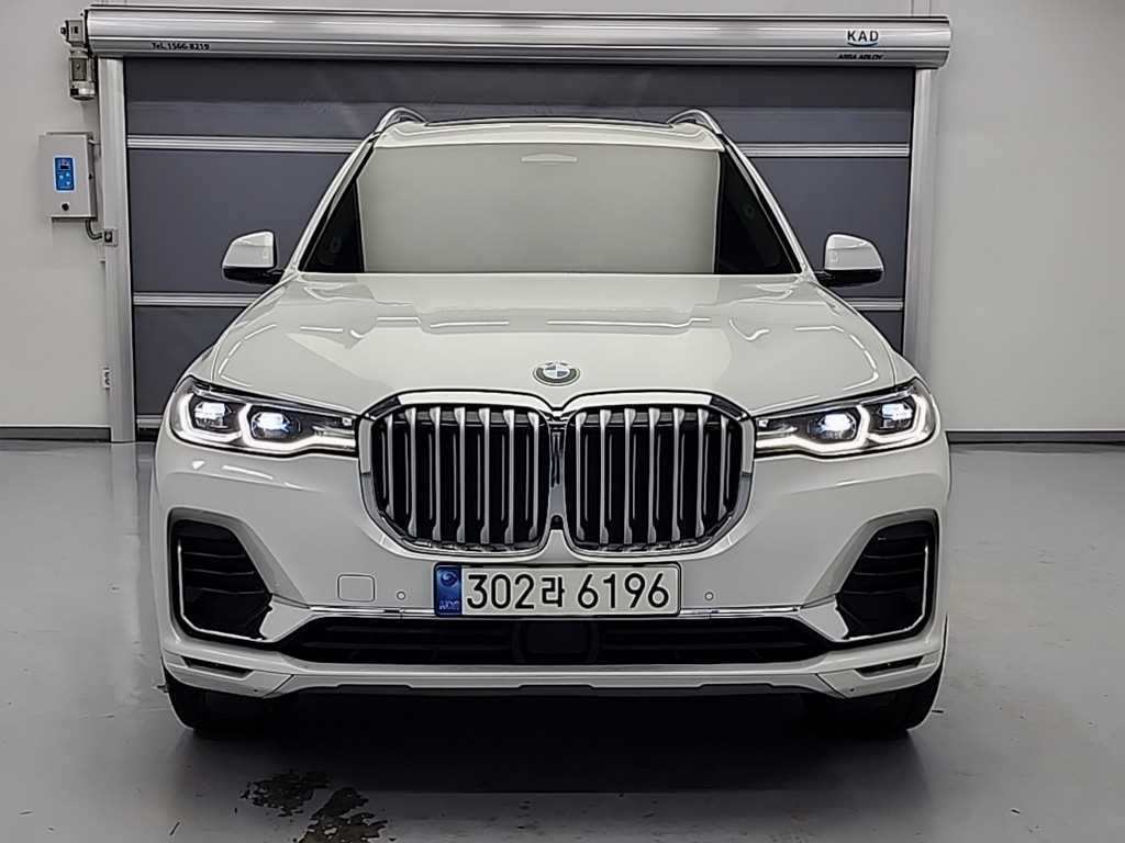 BMW X7 40i xDrive ������ǻ��  �������� 6�ν�