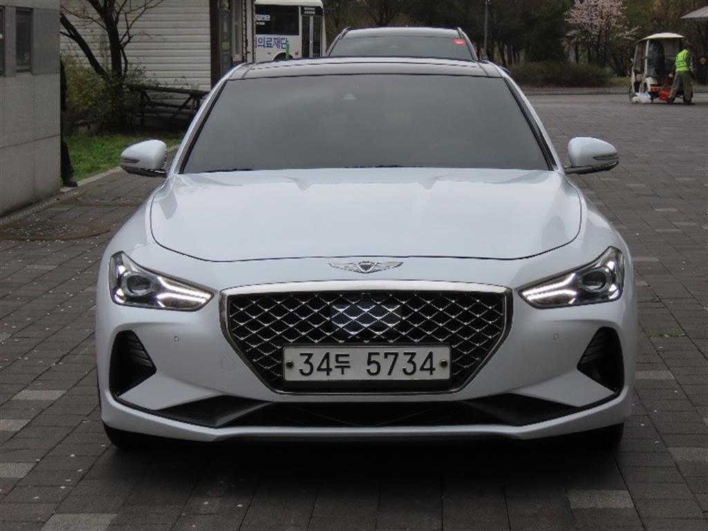 ���׽ý� G70 2.0T AWD ������