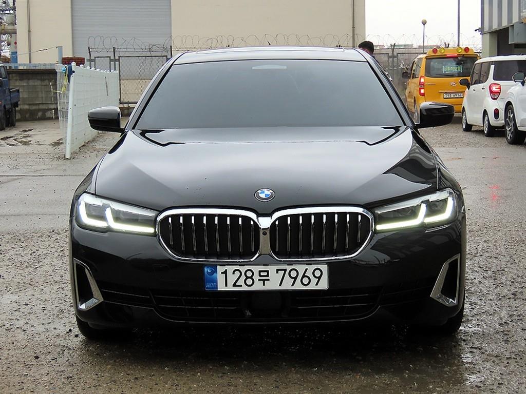 BMW 5�ø���(7����) 520i ���Ÿ�