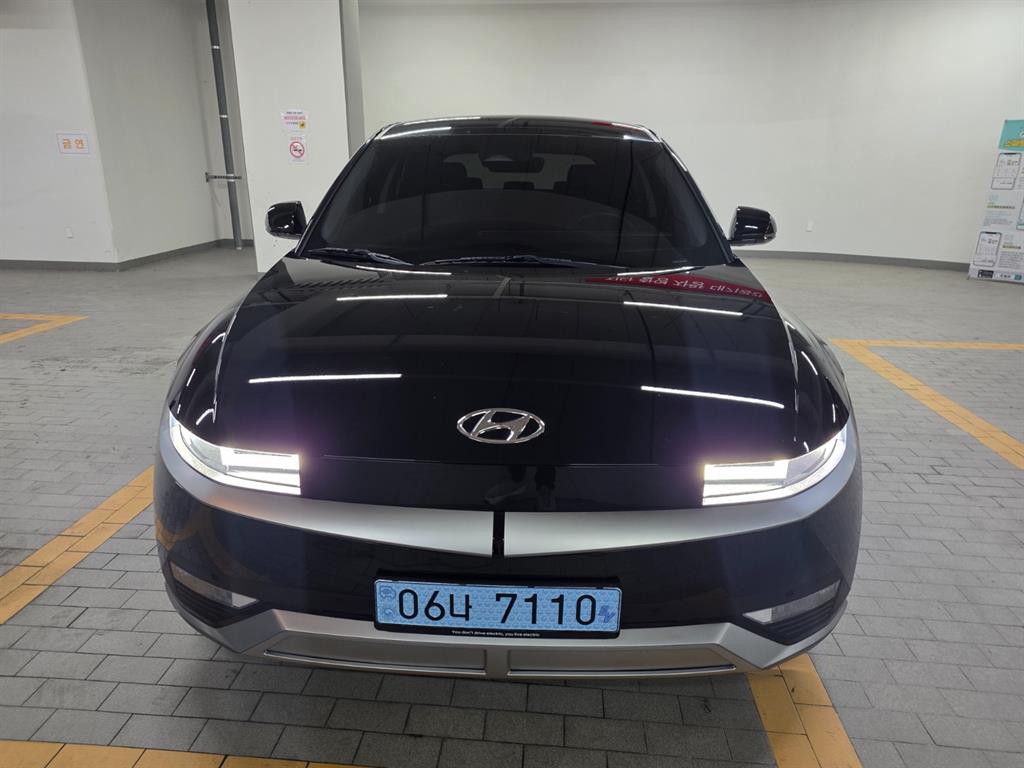 ���� ���̿��� 5 EV 2WD �շ����� �ͽ�Ŭ��ú�