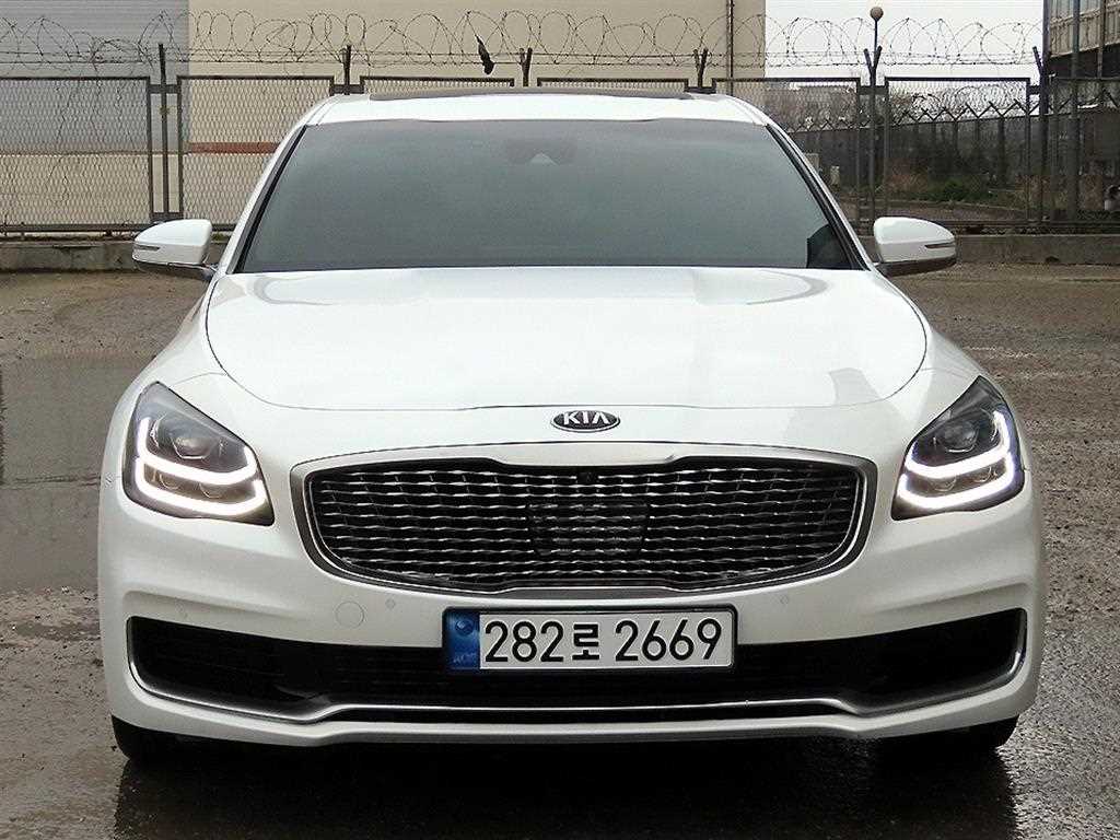 ��� �� K9(RJ) 3.8 GDI AWD �÷�Ƽ�ѥ�