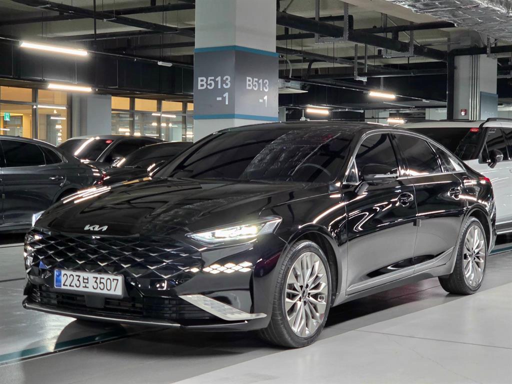 ��� K8 3.5 GDI 4WD �÷�Ƽ��