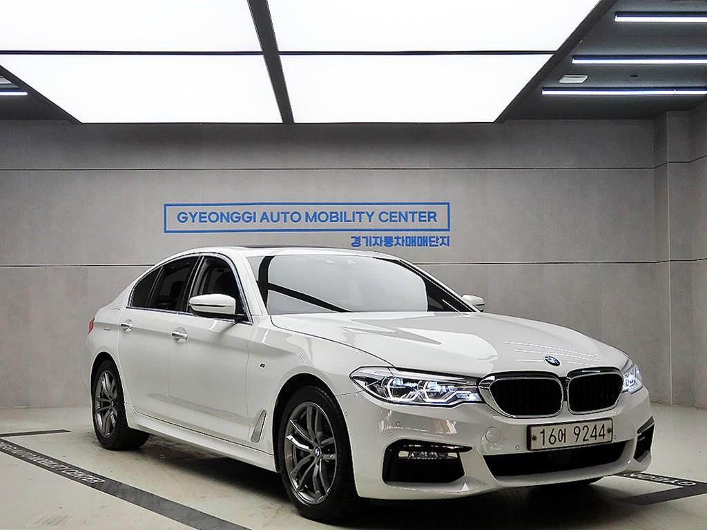 BMW 5�ø���(7����) 530i xDrive M�������� �÷���