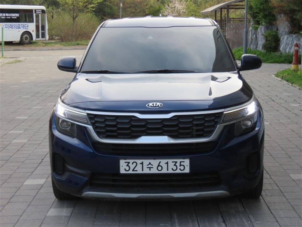 ��� ���佺 1.6 ���� 2WD Ʈ����