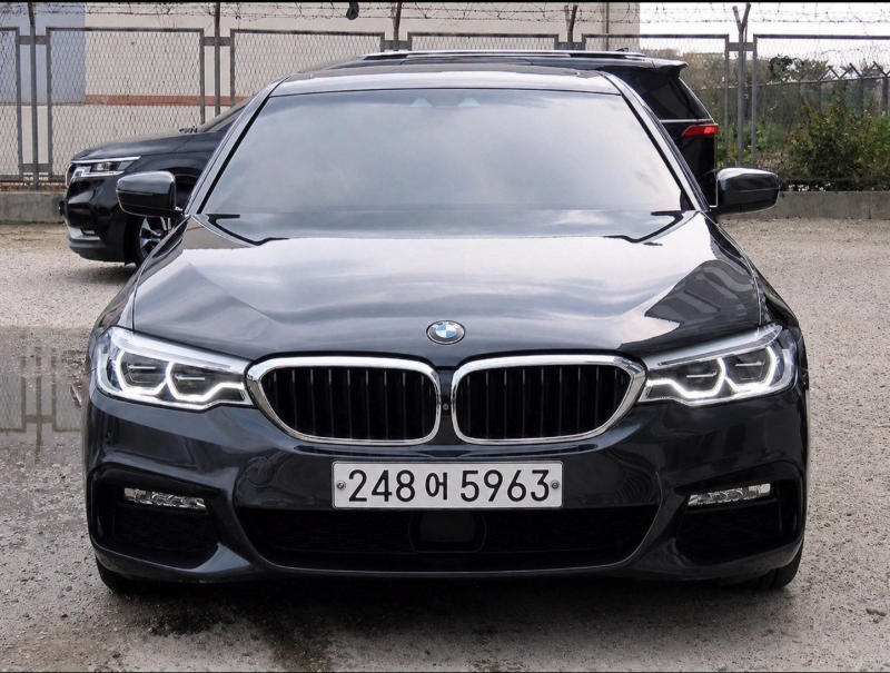 BMW 5�ø���(7����) 530i M�������� �÷���