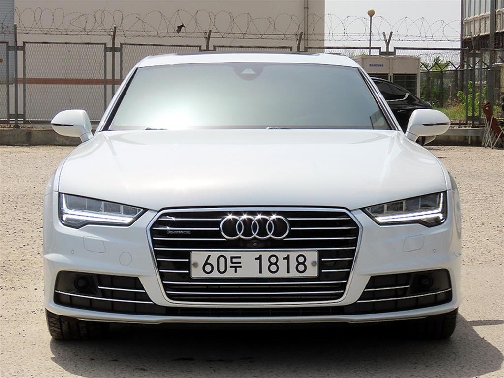 �ƿ�� A7 50 TDI ��Ʈ�� �����̾�