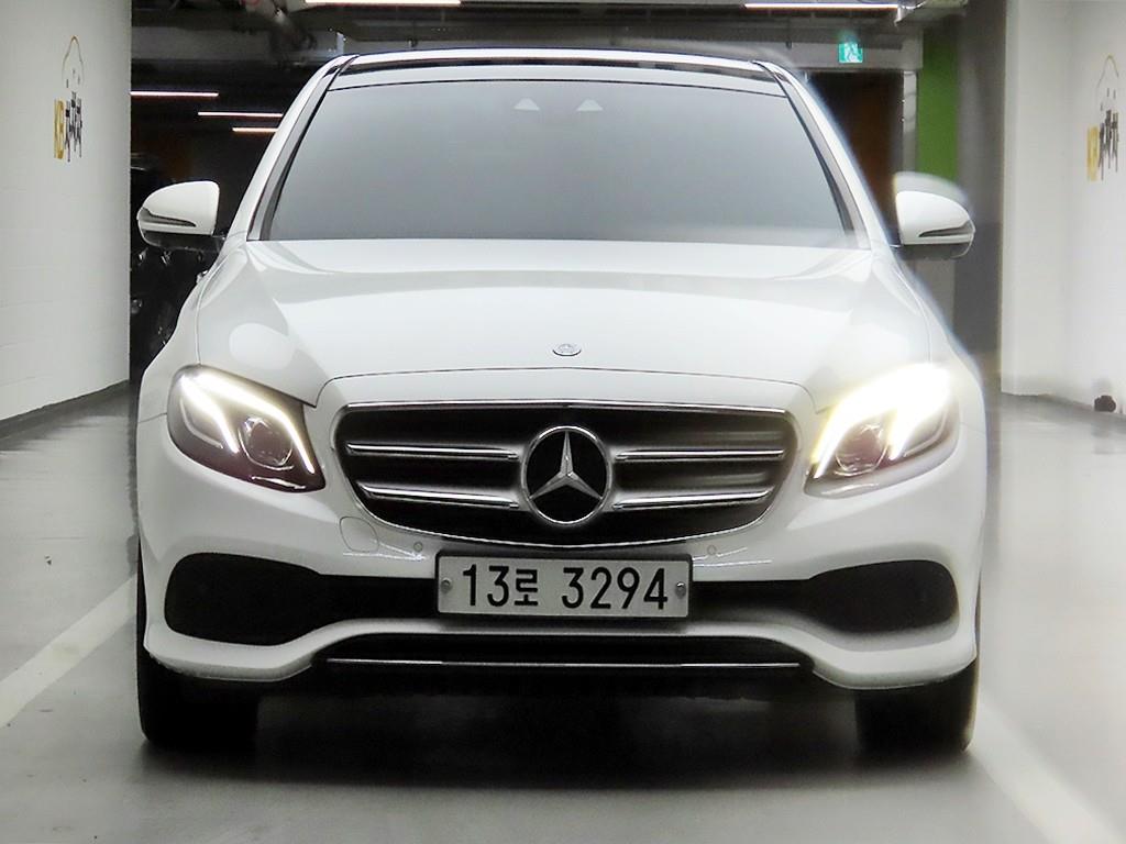 ���� EŬ����(5����) E300 4��ƽ �ƹ氡����