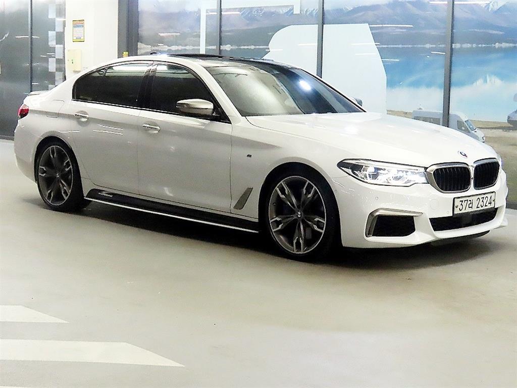 BMW 5�ø���(7����) M550d xDrive 