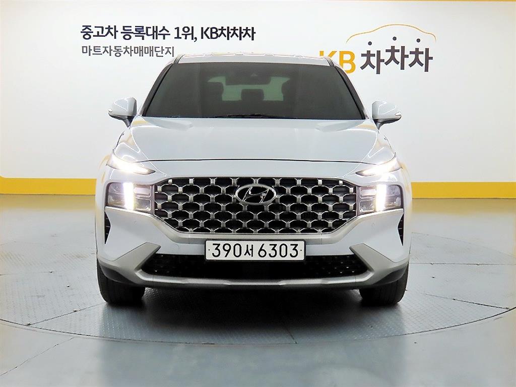 ���� �� ����Ÿ�� ���� 2.2 AWD �ͽ�Ŭ��ú�