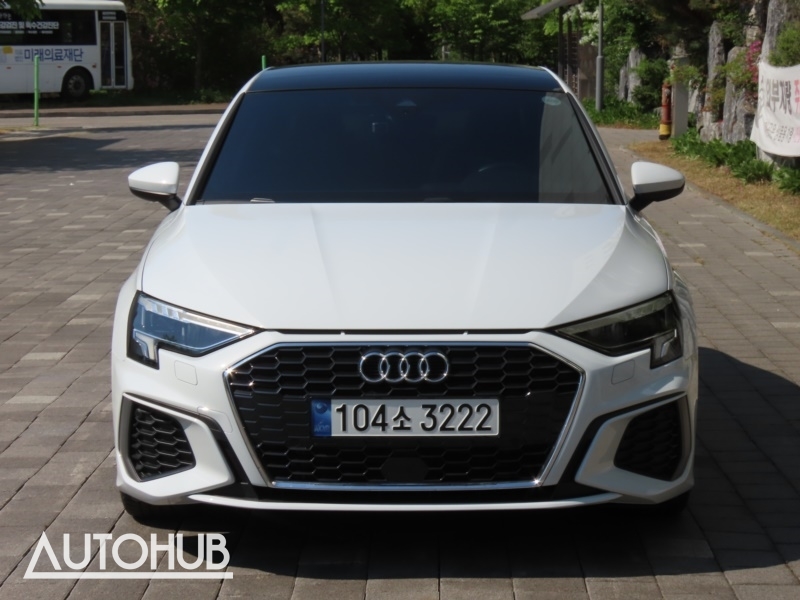 �ƿ�� A3(4����) 40 TFSI �����̾�