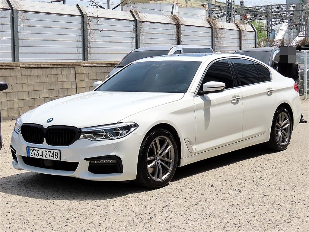 BMW 5�ø���(7����) 530i ���Ÿ� �����÷���