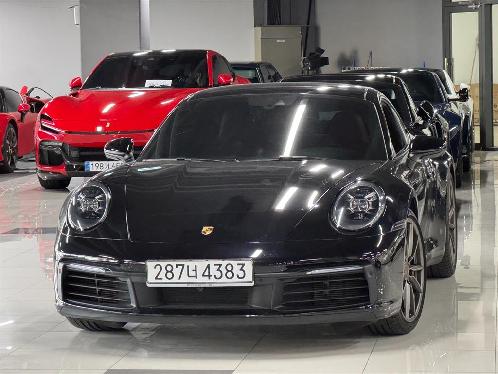 ������ 911(992) ī���� S 