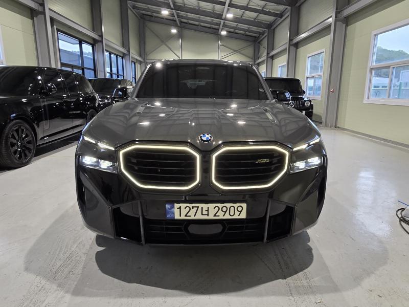 BMW XM 4.4 V8 PHEV ���̱۷ν� ������ ����