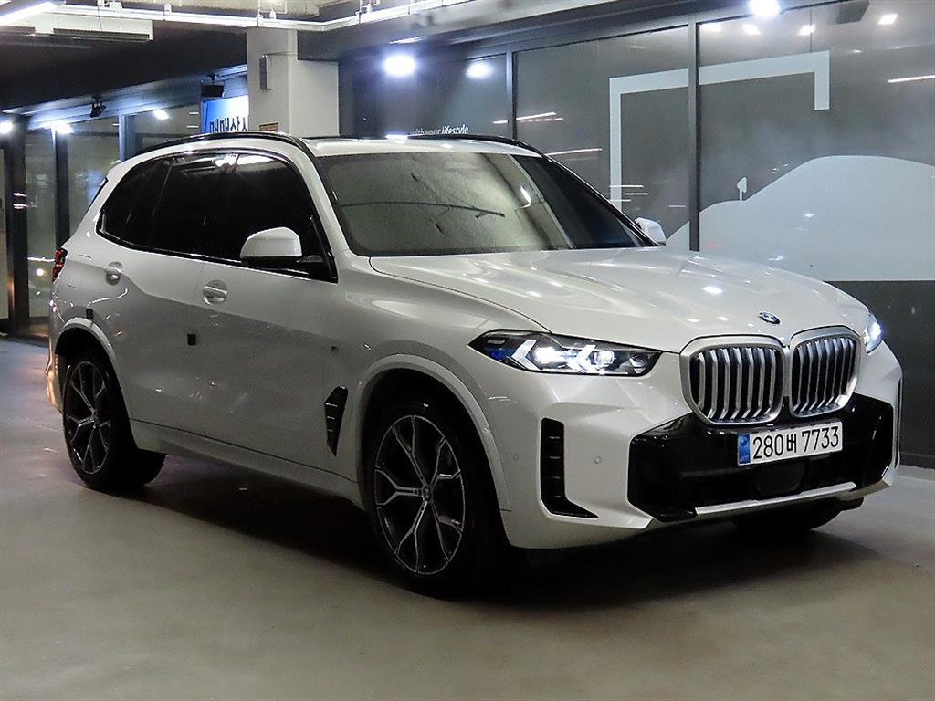 BMW X5(4����) 40i xDrive M ��������