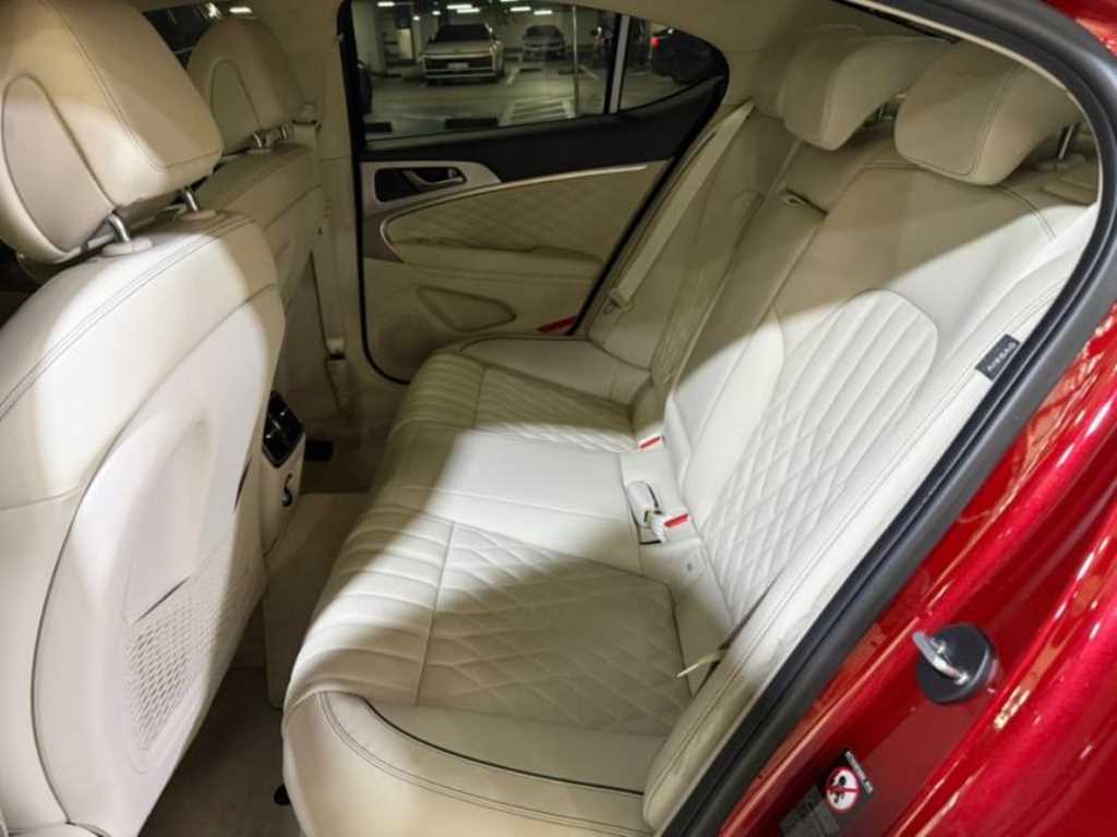 ���׽ý� G70 2.0T ����Ʈ