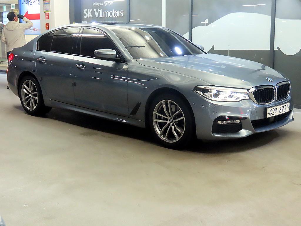 BMW 5�ø���(7����) 530i xDrive M�������� �÷���